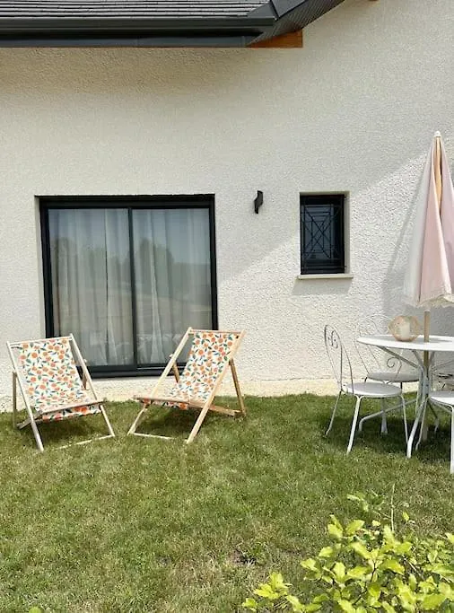 Studio Independant Marigny-Saint-Marcel 0*,  France