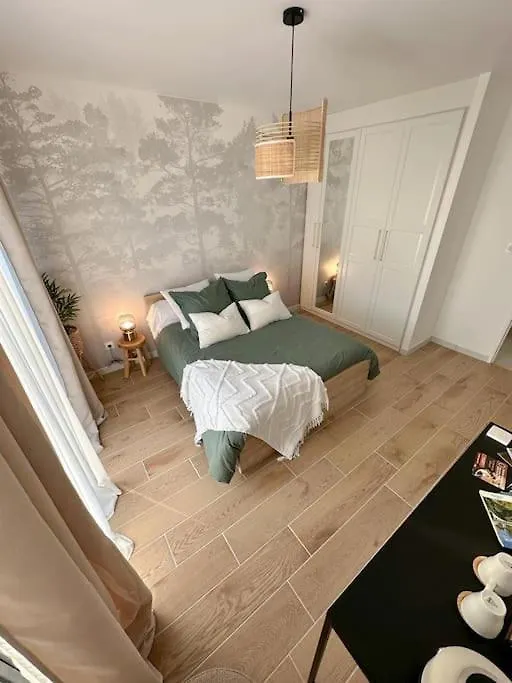 Studio Independant Marigny-Saint-Marcel Apartment